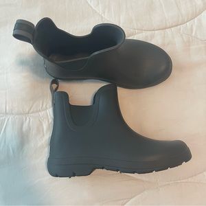 totes Women's Everywear Chelsea Boots